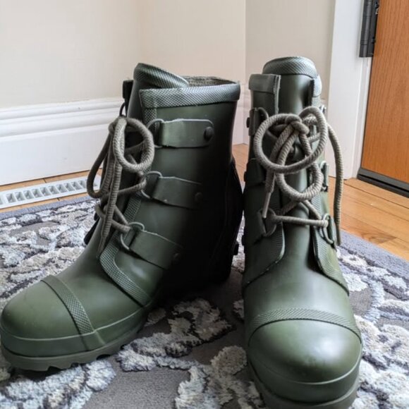 Sorel Joan of Arc Rainboot - Picture 2 of 3
